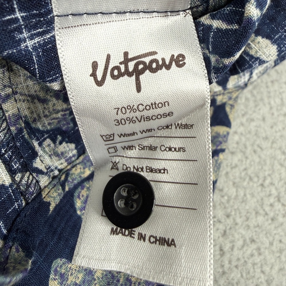 Vatpave Shirt Mens M Navy Floral Hawaiian Aloha Resort Coastal Button Up NWT - Picture 7 of 8
